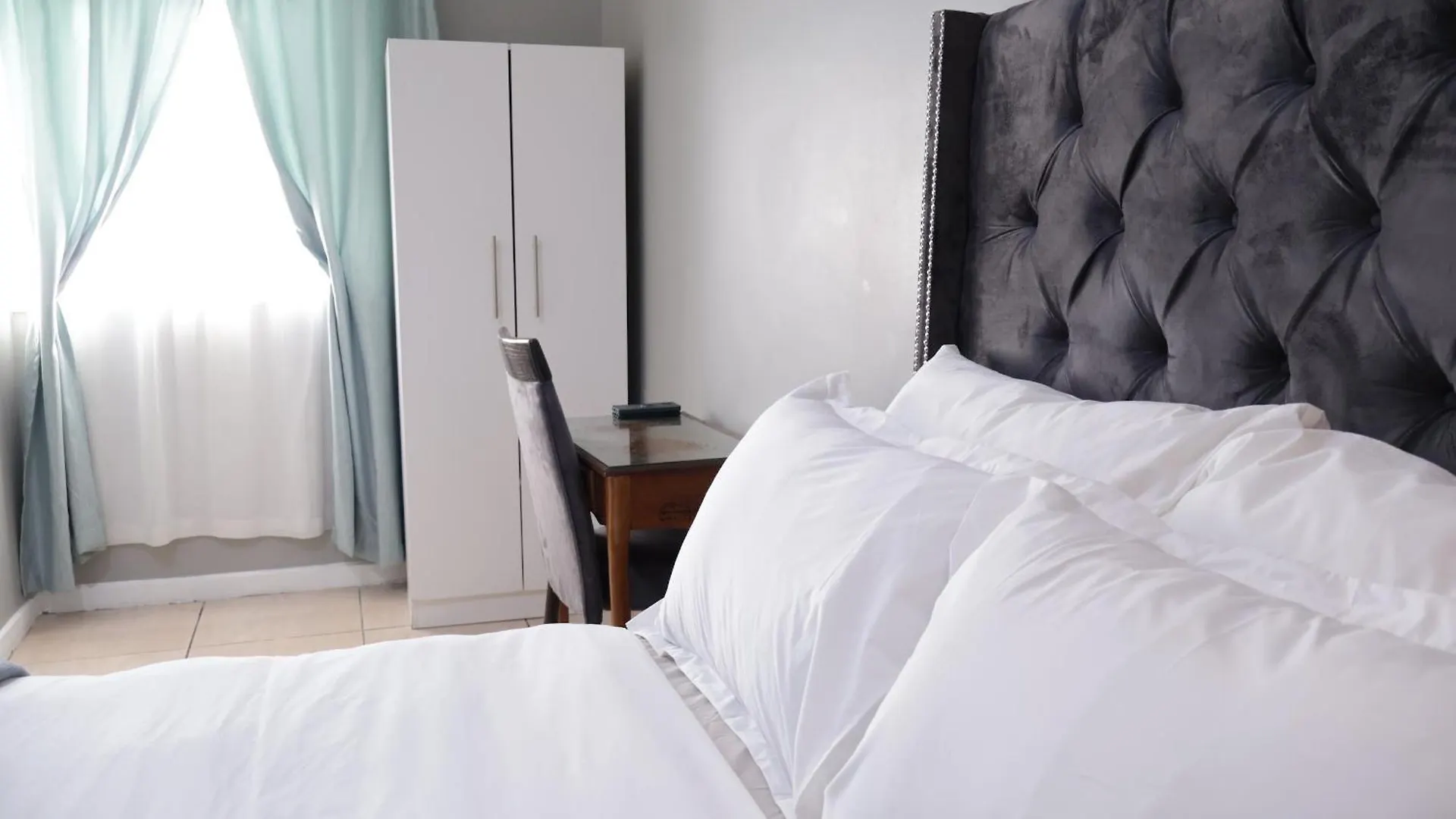 Vip Dream Guest House Bellville 0*,